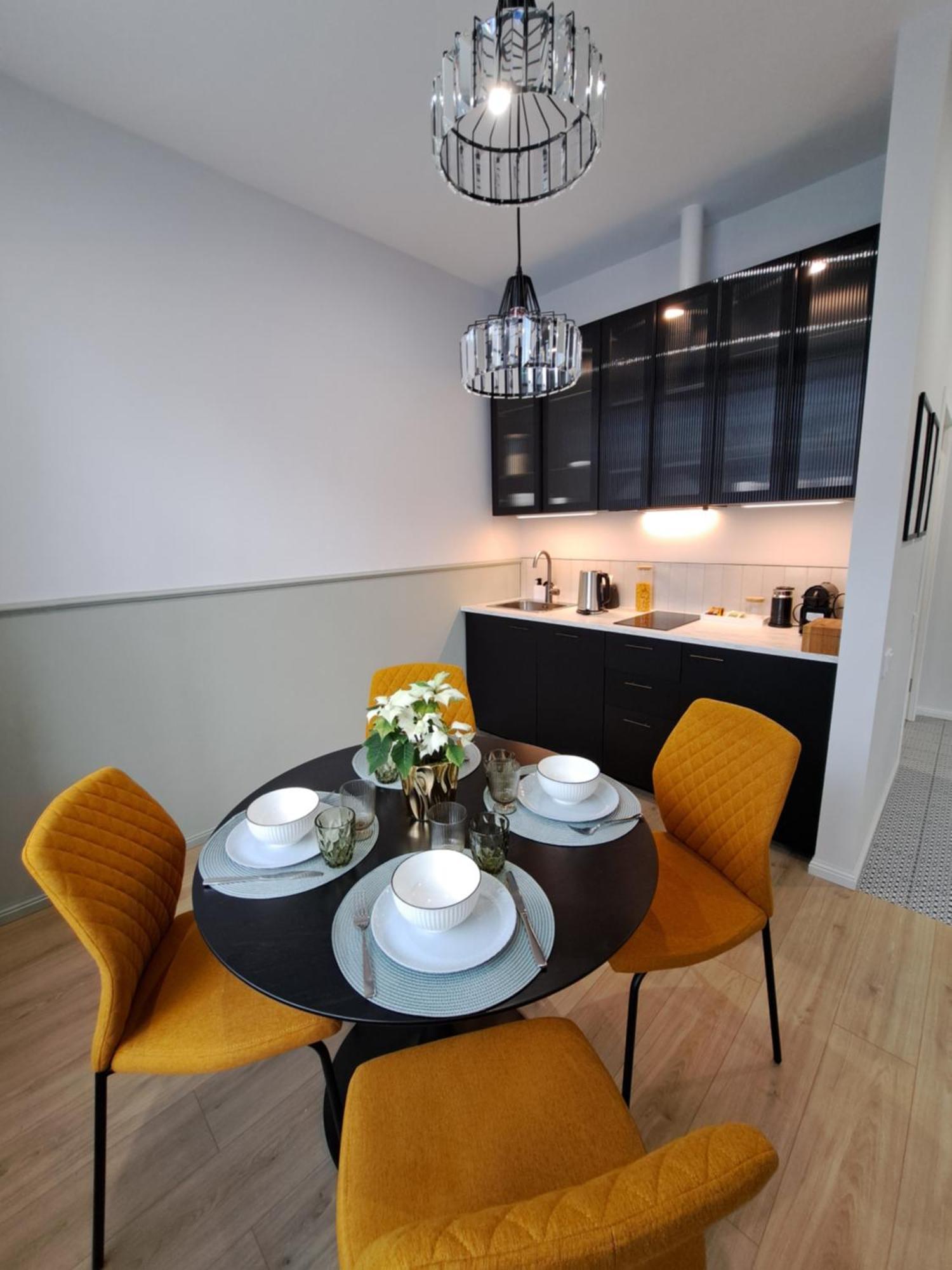 Golden Palms Apartment In The City Centre Riga Kültér fotó