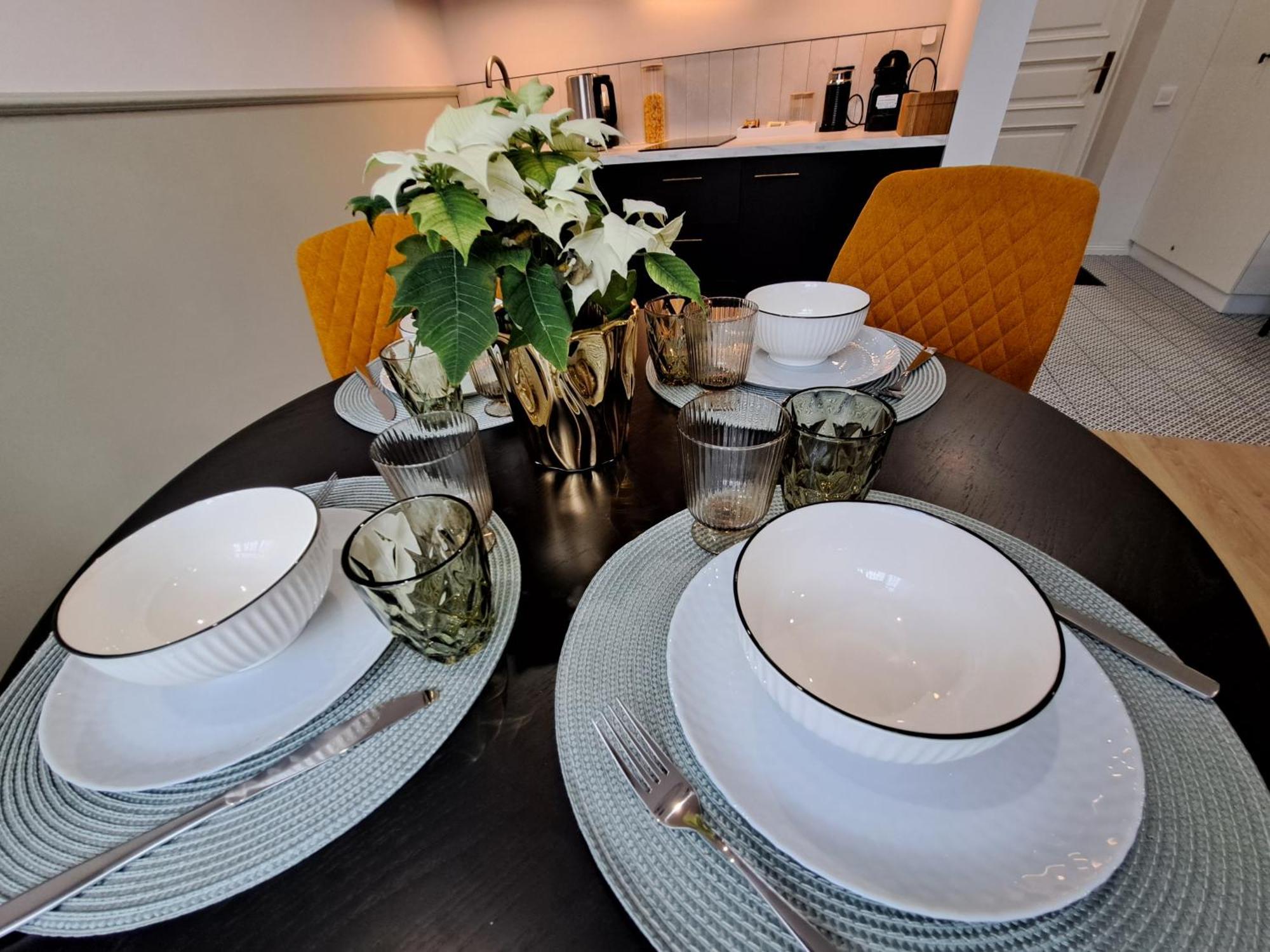 Golden Palms Apartment In The City Centre Riga Kültér fotó